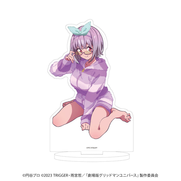 『グリッドマンユニバース』アクリルスタンド 02/新条アカネ ルームウェアver.(描き下ろしイラスト)