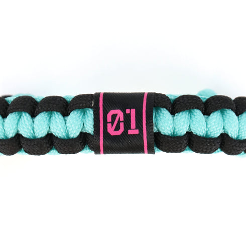 『初音ミクシリーズ』パラコードブレスレット(描き下ろし Art by 望月けい)