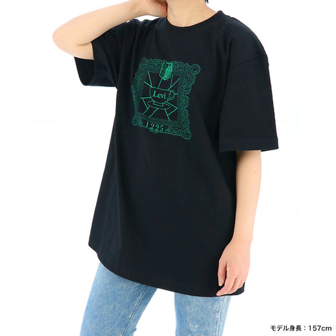 『進撃の巨人』フレームデザインTシャツ/リヴァイ