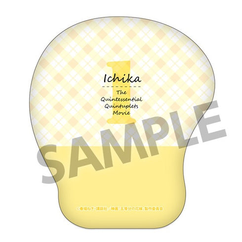 『映画 五等分の花嫁』描き下ろしむにゃもちクッション 中野一花 キャンプ ver.