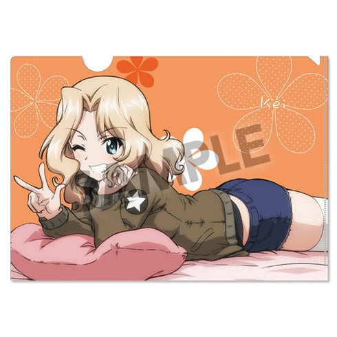 『ガールズ&パンツァー 最終章』クリアファイルセット ケイ 添い寝 ver.