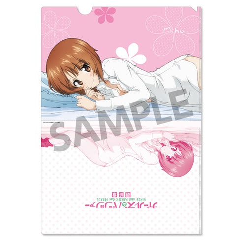 『ガールズ&パンツァー 最終章』クリアファイルセット 西住みほ 添い寝 ver.