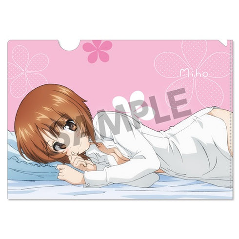 『ガールズ&パンツァー 最終章』クリアファイルセット 西住みほ 添い寝 ver.