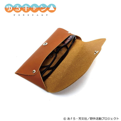 『ゆるキャン△』レザーマルチケース (リン・恵那・ちくわ)
