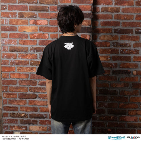 『DEATH NOTE』第1弾 シーンイラストTシャツ 6(メロ)ブラック