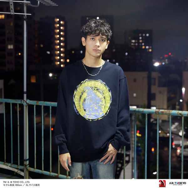 『ゴジラVデストロイア』30周年 シーンイラストスウェット 2(バーニングゴジラ)