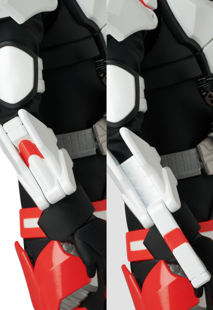 『仮面ライダーギーツ』RAH GENESIS マグナムブーストフォーム