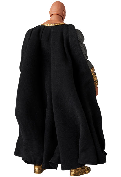 『ブラックアダム』MAFEX BLACK ADAM (GOLD SUIT)