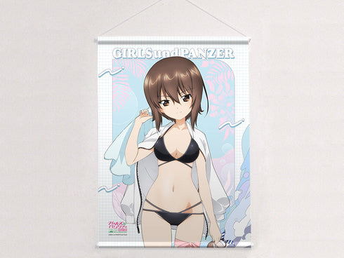 『ガールズ&パンツァー 最終章』描き下ろしB2タペストリー(西住まほ/リゾート水着)