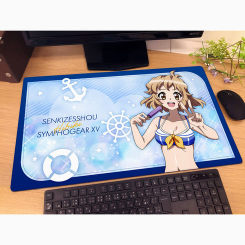 『戦姫絶唱シンフォギアXV』描き下ろしラバーマット(響/マリンセーラー水着)