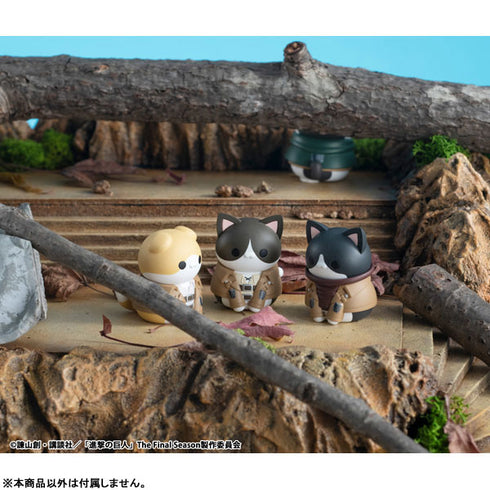 『進撃の巨人』MEGA CAT PROJECT 進撃のニャンコ 調査兵団集合だニャン! 8個入りBOX