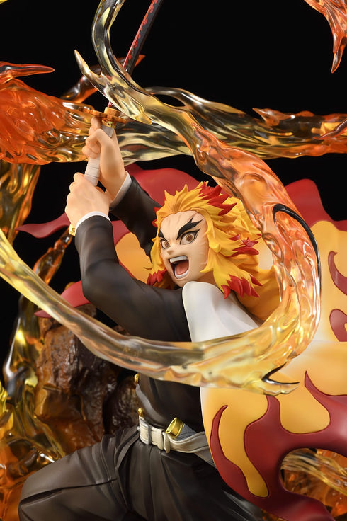 Demon Slayer: Kimetsu no Yaiba Scale Figure: Kyojuro Rengoku DX Ver. PVC Painted Complete Figure