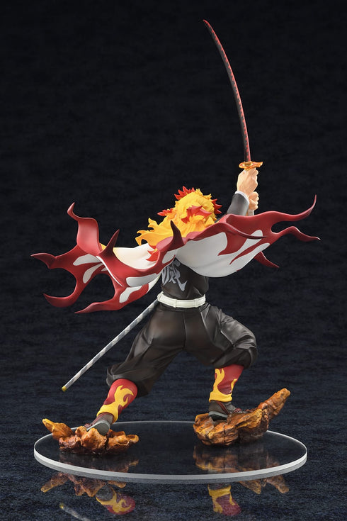 Demon Slayer: Kimetsu no Yaiba Scale Figure: Kyojuro Rengoku PVC Painted Complete Figure