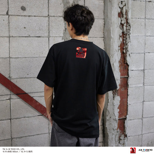 『ゴジラVデストロイア』30周年 シーンイラストTシャツ 6(ゴジラ&デストロイア)スミ