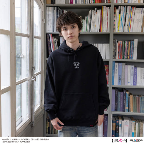 『【推しの子】』TVアニメ第2弾 モノトーンシーンイラストパーカー 6(MEMちょ)ブラック