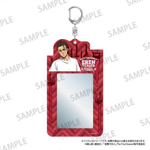 『進撃の巨人』カードケースキーホルダー エレン・イェーガー(DIY)