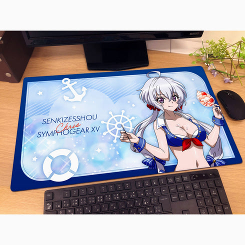『戦姫絶唱シンフォギアXV』描き下ろしラバーマット(クリス/マリンセーラー水着)