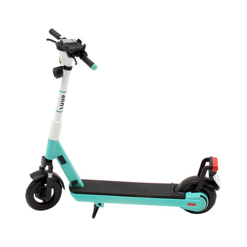 『LUUP』1/12 電動キックボード