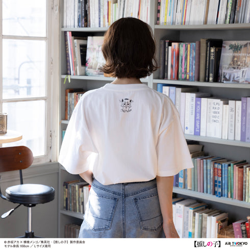『【推しの子】』TVアニメ第2弾 モノトーンシーンイラストTシャツ 6(MEMちょ)ホワイト