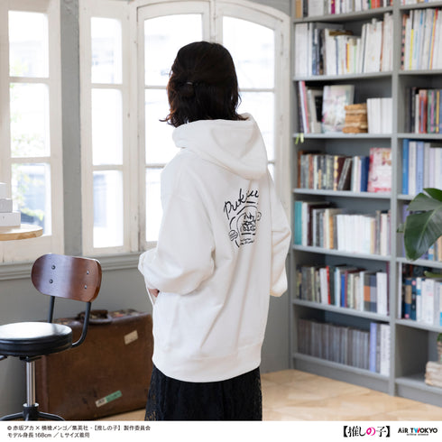 『【推しの子】』TVアニメ第2弾 モノトーンシーンイラストパーカー 5(黒川あかね&アクア)ホワイト