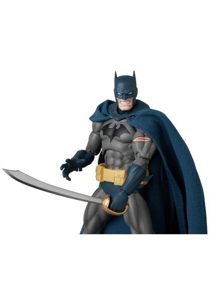 『BATMAN』MAFEX DAMAGE Ver.(BATMAN: HUSH Ver.)