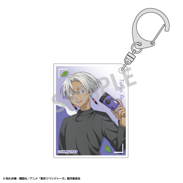 『東京リベンジャーズ』アクリルキーホルダー 黒川イザナ カメラさんぽ