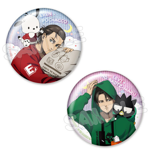 『進撃の巨人×サンリオキャラクターズ』4 グリッター缶バッジセット エレン×ポチャッコ、リヴァイ×バッドばつ丸