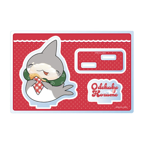 『おでかけ子ザメ』描き下ろしアクリルジオラマ(クレープもぐもぐ)