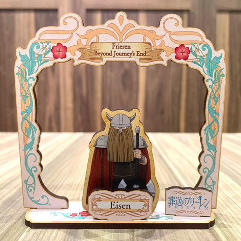 『葬送のフリーレン』木製キャラスタンド アイゼン