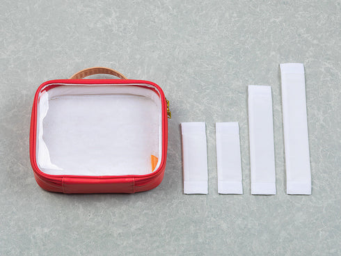 『推し活グッズ』ねんどろいど おでかけポーチ トラベル鞄 RED