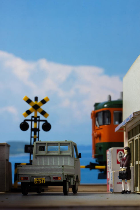 『まちかどアクセサリーシリーズ』1/80スケール ペーパーキット 軽トラック(白・シルバー・淡草)