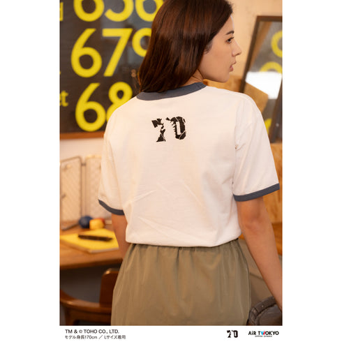 『ゴジラ』ゴジラ 70 周年記念 昭和シリーズ シーンイラスト T シャツ 4(ジェットジャガー & ゴジラ)