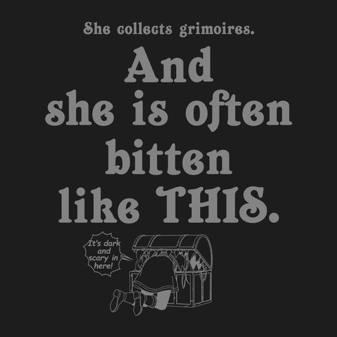 『葬送のフリーレン』ミミックに食べられるフリーレン Tシャツ ブラック