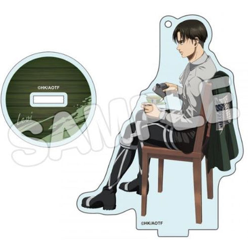 『進撃の巨人』リヴァイ 描き下ろしアクリルフィギュア S(乾杯)