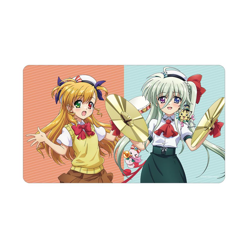 『魔法少女リリカルなのはシリーズ』描き下ろし 高町ヴィヴィオ&アインハルト・ストラトス 吹奏楽ver. マルチデスクマット【202506再販】