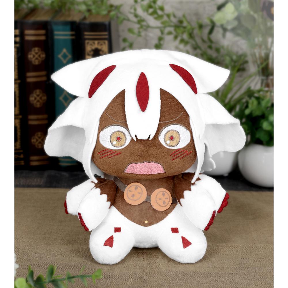 『メイドインアビス 烈日の黄金郷』ファプタ おすわりぬいぐるみ