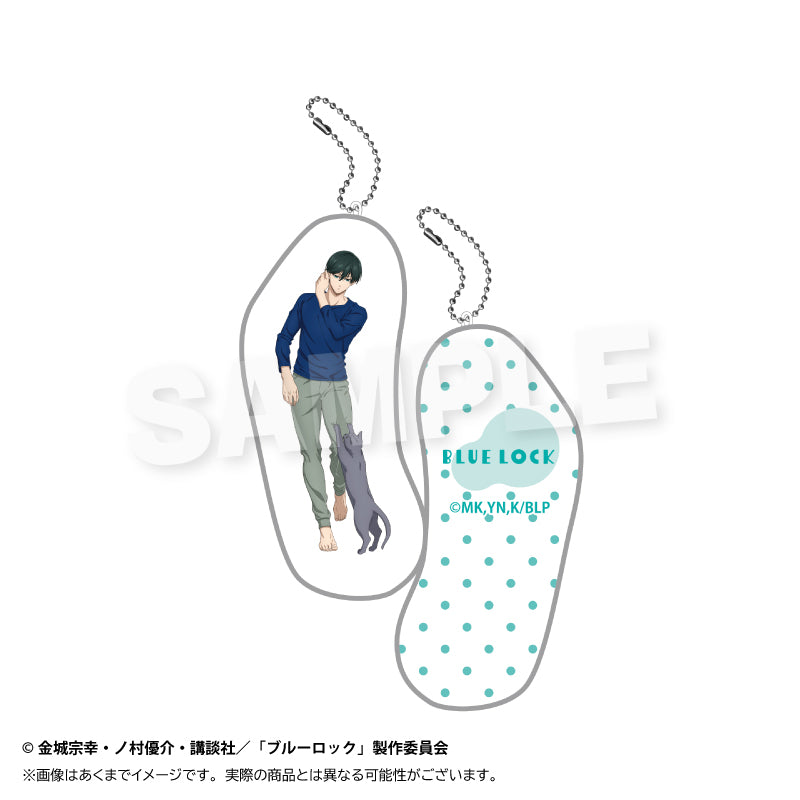 『ブルーロック』クッションキーホルダー 猫と戯れVer. 糸師凛