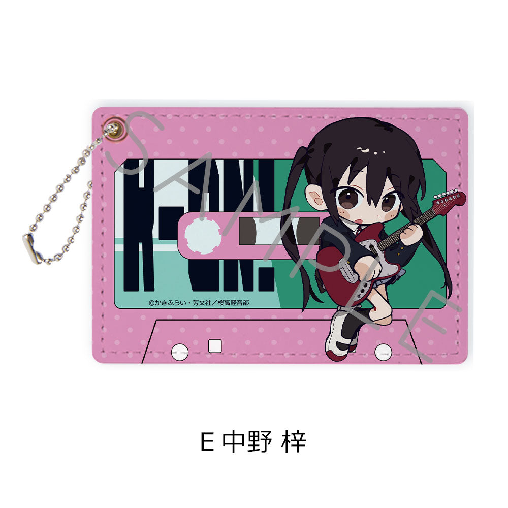 けいおん!』ハート型缶バッジ C 田井中律 – Anime Store JP
