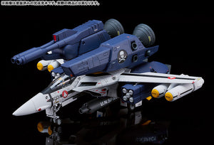 『超時空要塞マクロス』PLAMAX PX08 超時空要塞マクロス 愛・おぼえていますか 1/72 VF-1S ストライクファイターバルキリー スカルリーダー