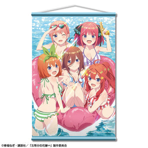 『五等分の花嫁∽』B2タペストリー デザイン07(集合/水着A)【202405再販】